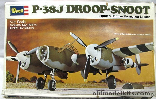 Revell 1/32 Lockheed P-38J Droop Snoot - Bagged plastic model kit